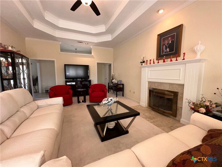 Property Photo:  5012 Lakeshore Drive  TX 76543 