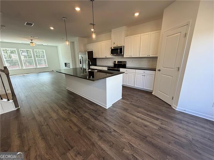 Property Photo:  6103 Wayburn Street  GA 30084 