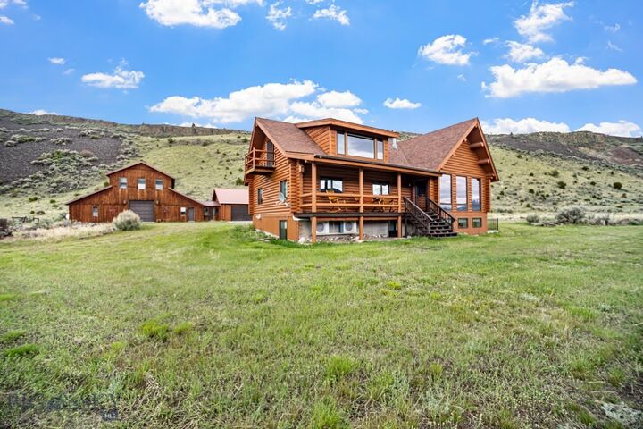 Property Photo:  198 E River Road  MT 59027 