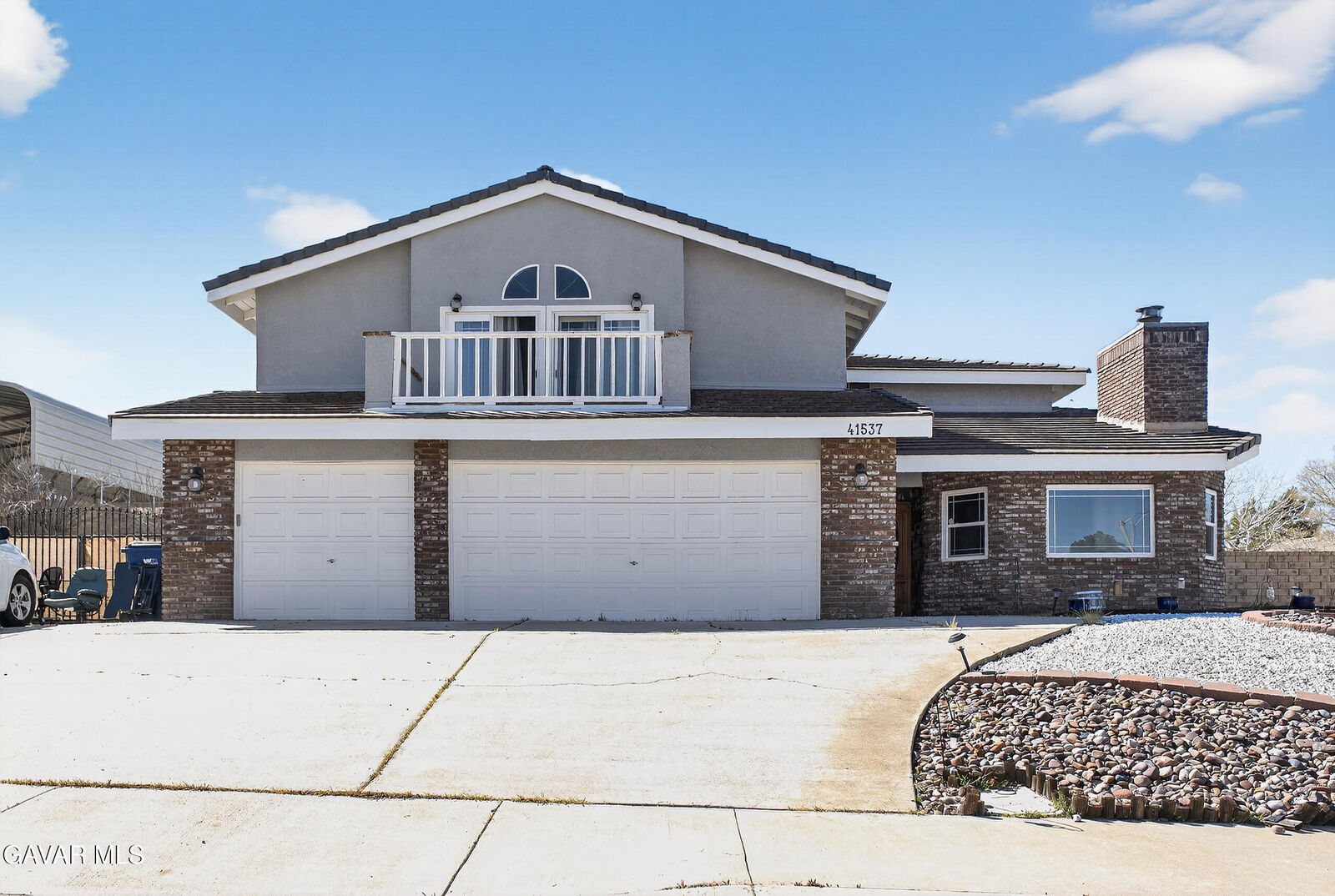 Property Photo:  41537 Poplar Circle  CA 93551 