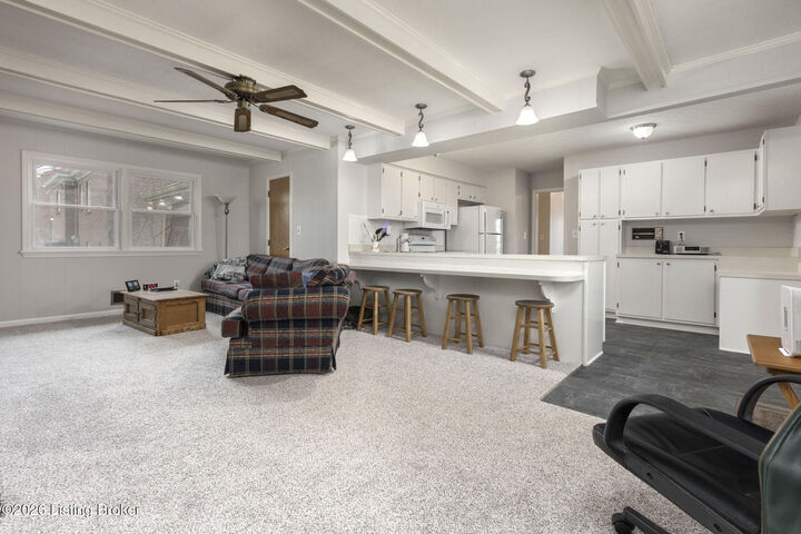 Property Photo:  2611 Welsford Way  KY 40242 