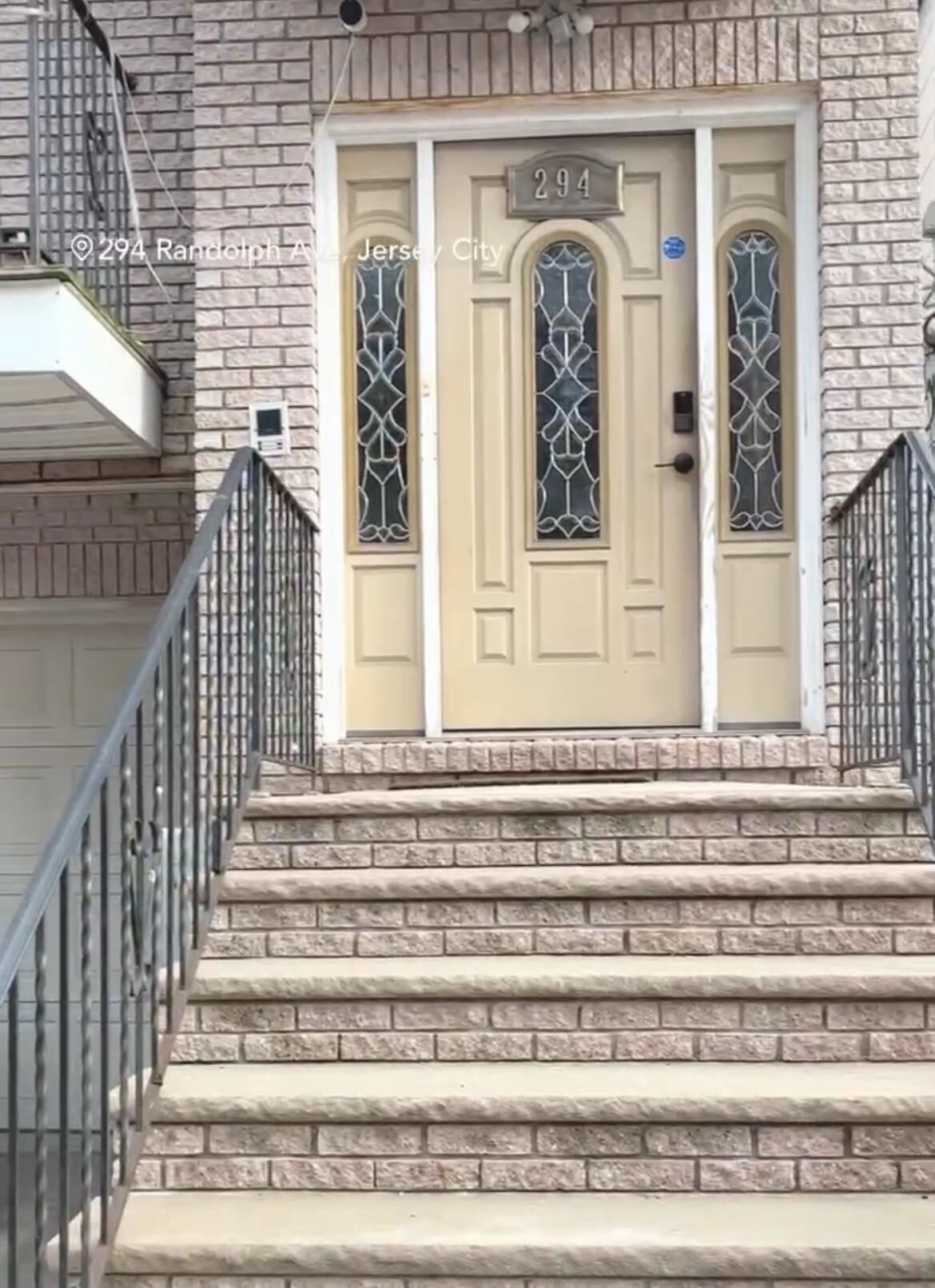 Property Photo:  294 Randolph Ave 2  NJ 07304 