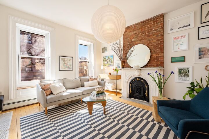 Property Photo:  108 Mercer St 2  NJ 07302 