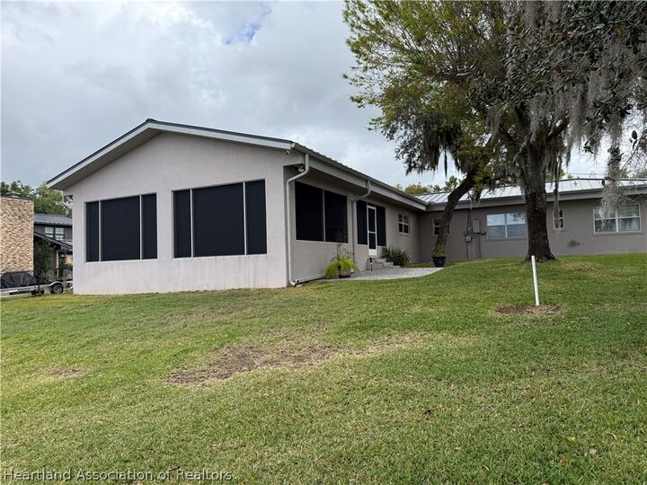 Property Photo:  209 McCoy Drive  FL 33852 