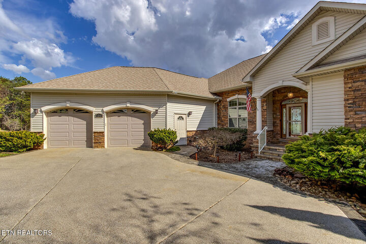 Property Photo: 130 Lake Vista Drive TN 37742