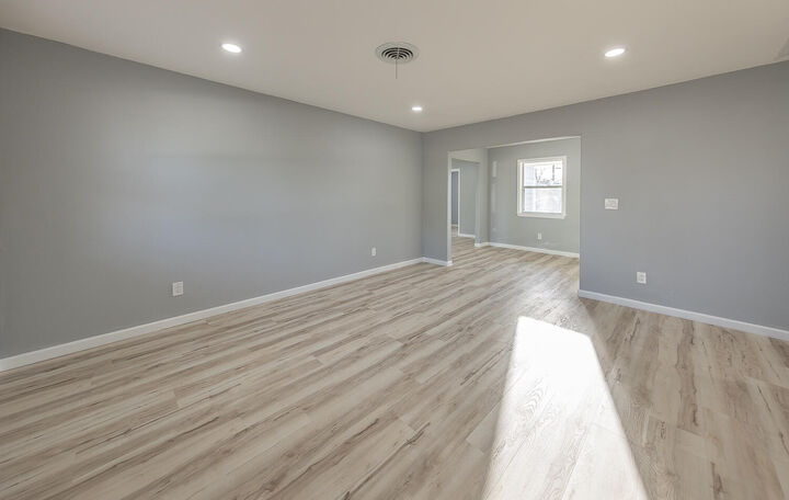 Property Photo:  5409 Ave D  TX 79404 