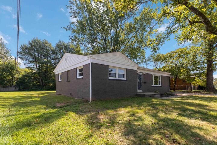 Property Photo:  150 Woodland Drive  KY 42501 