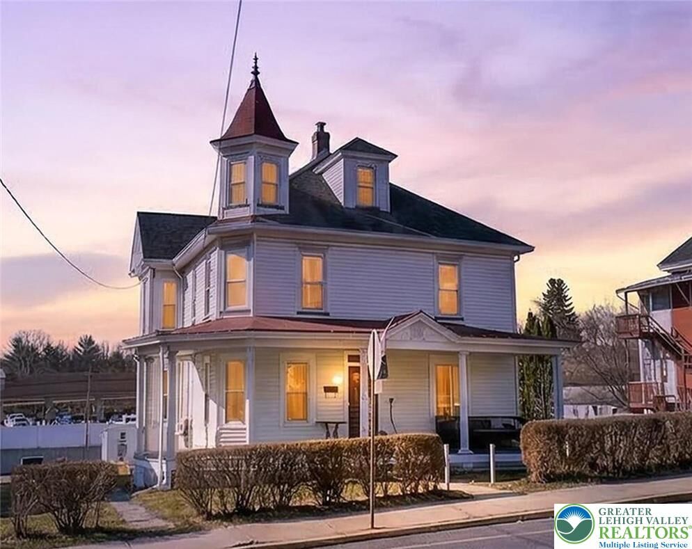 Property Photo:  460 3rd Street  PA 18235 