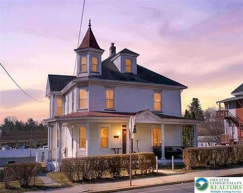 Property Photo:  460 3rd Street  PA 18235 