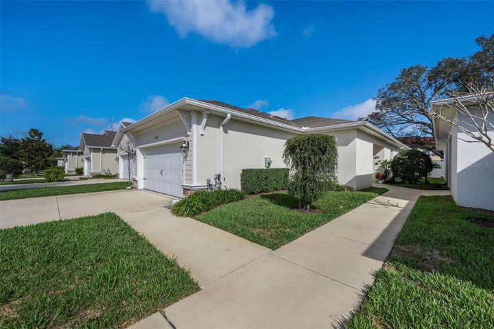 Property Photo: 1528 Highland Park Drive FL 33756