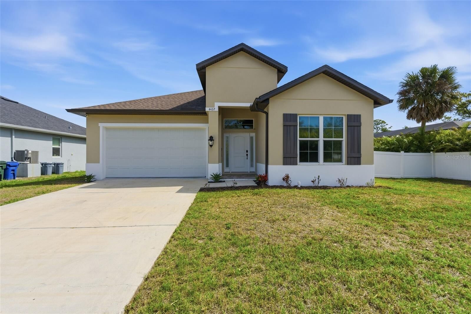 Property Photo:  4437 Meridian Road  FL 34293 