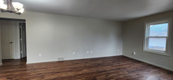 Property Photo:  922 University Ave  ND 58703 