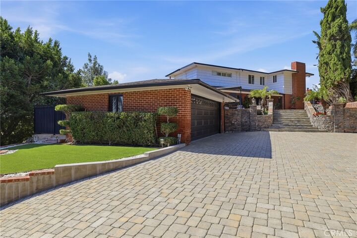 Property Photo: 1558 Remah Vista CA 91207