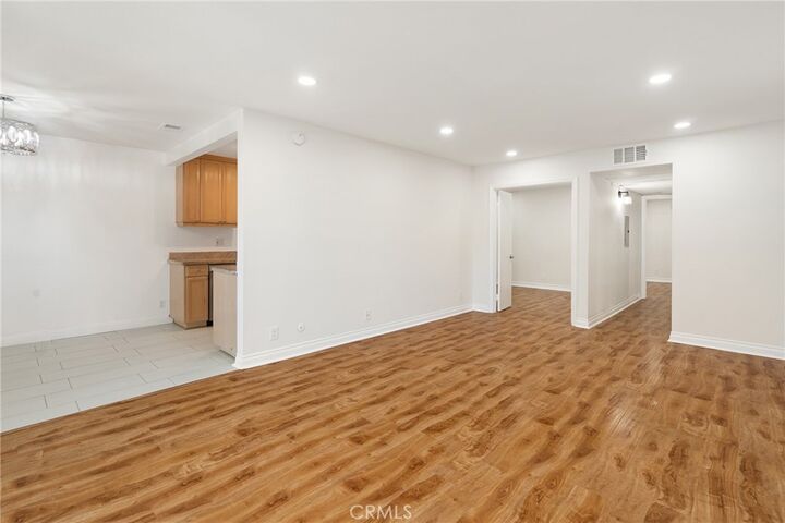 Property Photo:  4726 Park Granada 216  CA 91302 