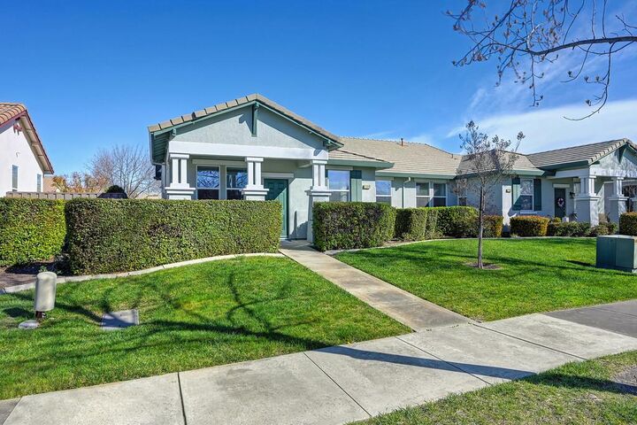 Property Photo:  2311 Rose Arbor Drive  CA 95835 