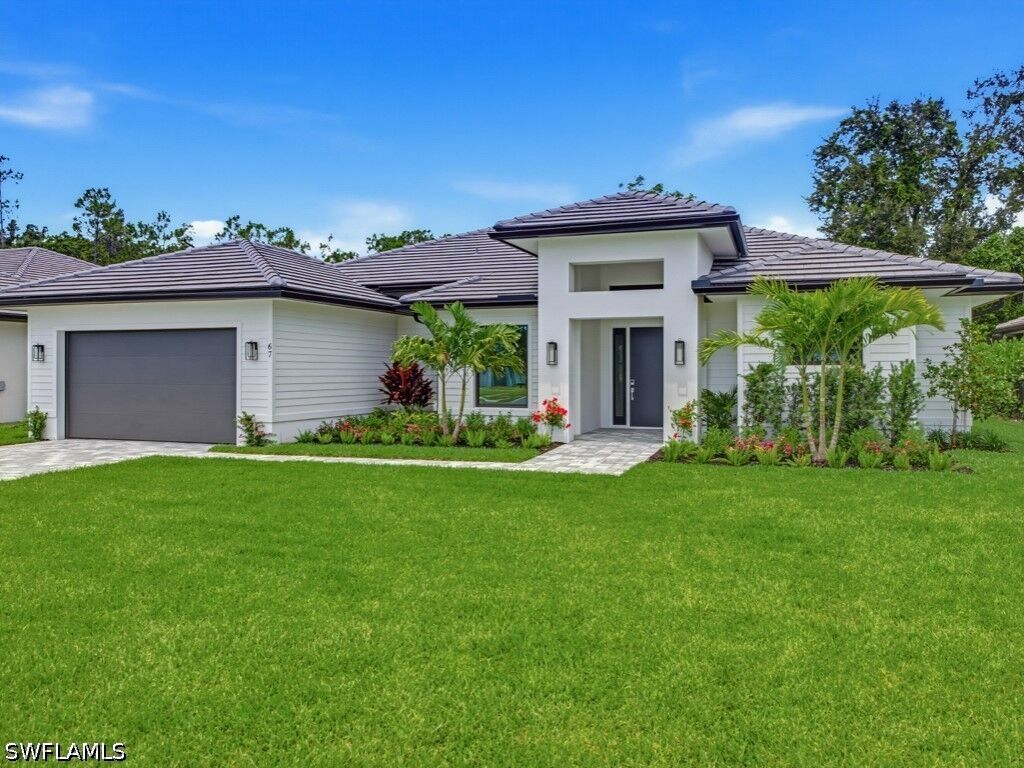 Property Photo: 67 Willowick Drive FL 34110