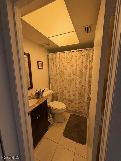 Property Photo:  12491 McGregor Boulevard 21  FL 33919 