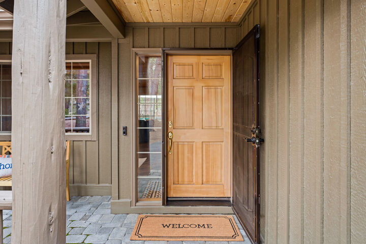 Property Photo:  57559 Lupine Lane  OR 97707 