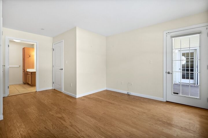 Property Photo:  10 Westchester Drive 10  MA 01830 