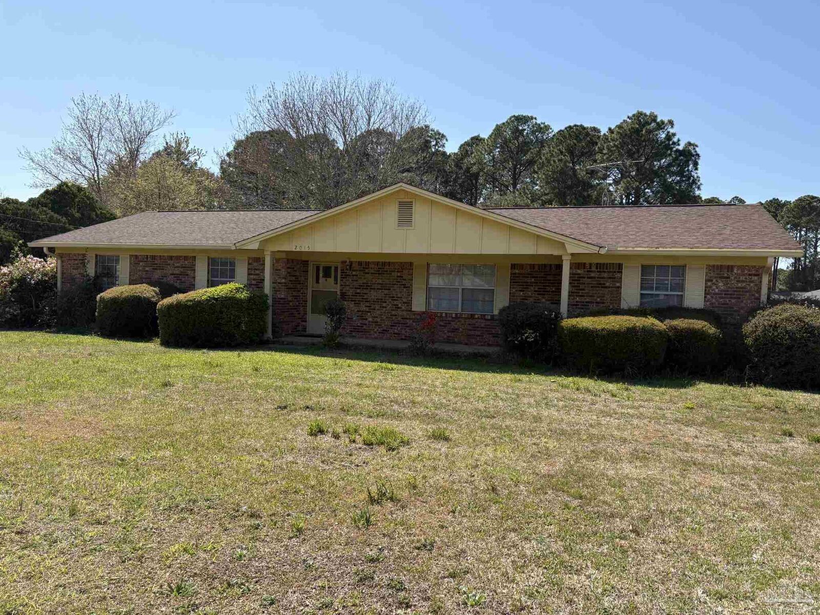 Property Photo: 2015 Frontera St FL 32566