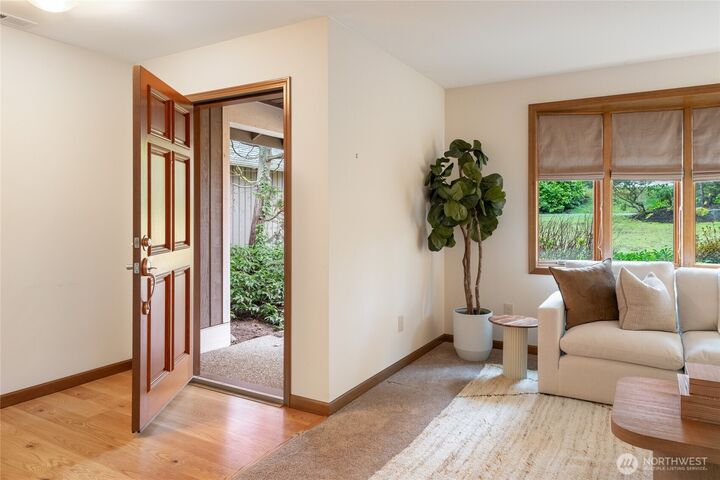 Property Photo:  21537  Elm Drive  WA 98036 