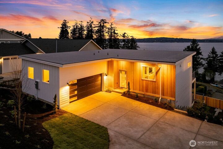 Property Photo:  2218  Cleven Park Road  WA 98282 