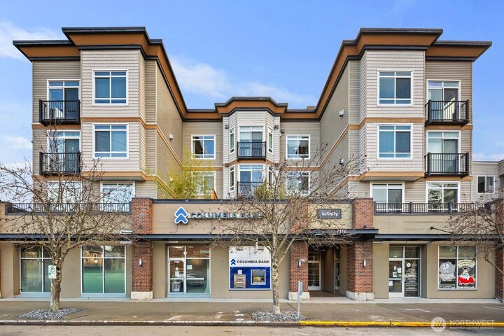 Property Photo:  7116  Greenwood Avenue N 305  WA 98103 