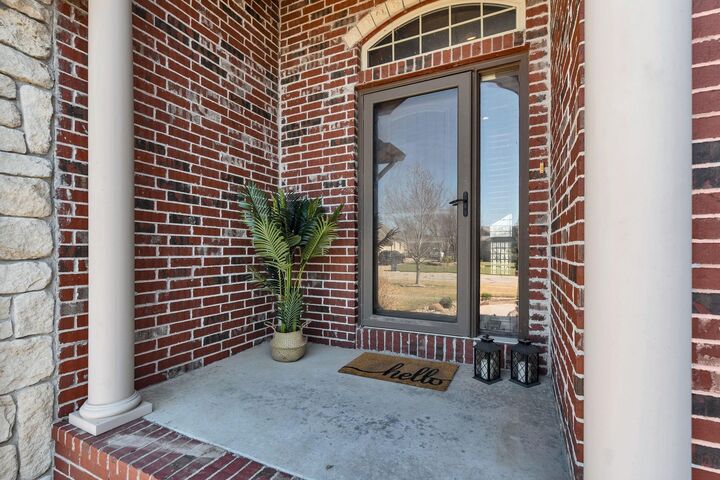 Property Photo:  2418 N Springdale Cir  KS 67228 