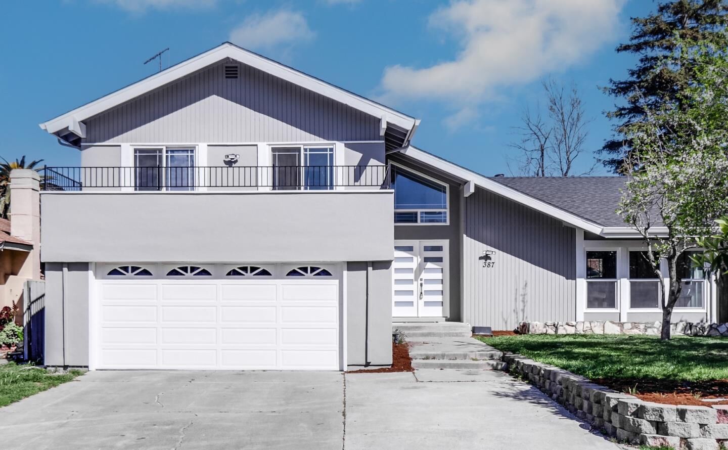 Property Photo:  387 Avenida Palmas  CA 95123 