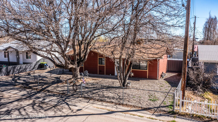 Property Photo: 504 N 7th Street NM 87413
