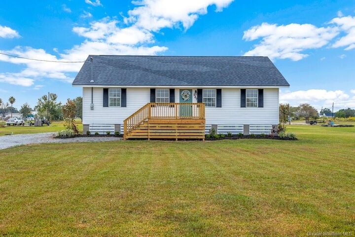 Property Photo:  127 Kathy Road  LA 70607 