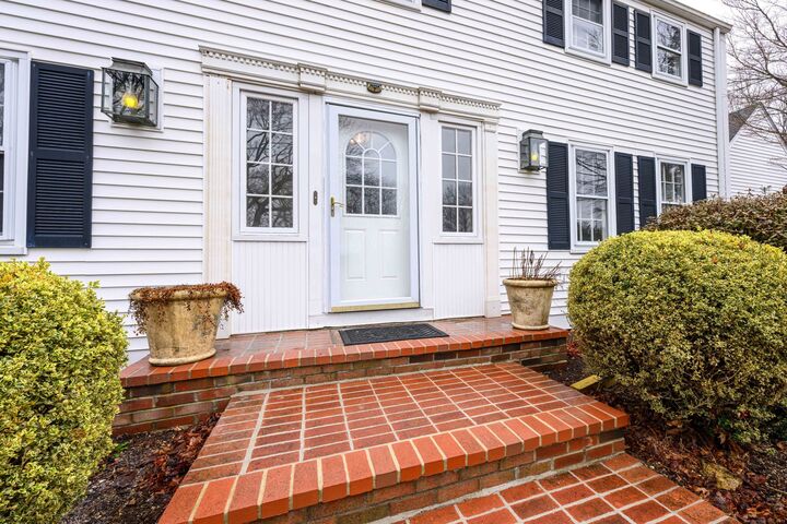 Property Photo:  1670 Hartford Turnpike  CT 06473 
