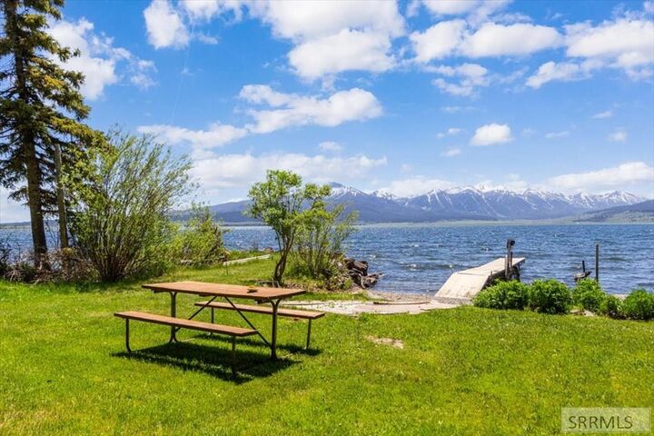 Property Photo:  3883/3872 Lake Shore Drive  ID 83429 