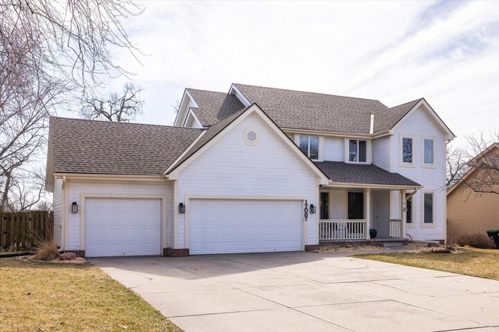 Property Photo:  17087 Weir  Street  NE 68135 