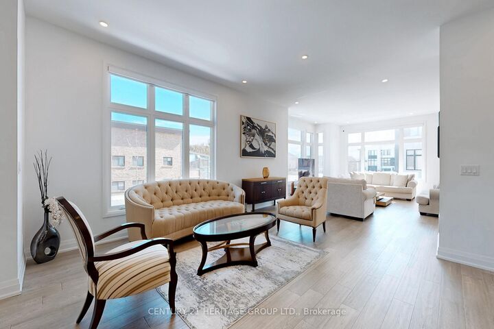 Photo de la propriété:  251 Oxford Street  ON L4C 7V7 