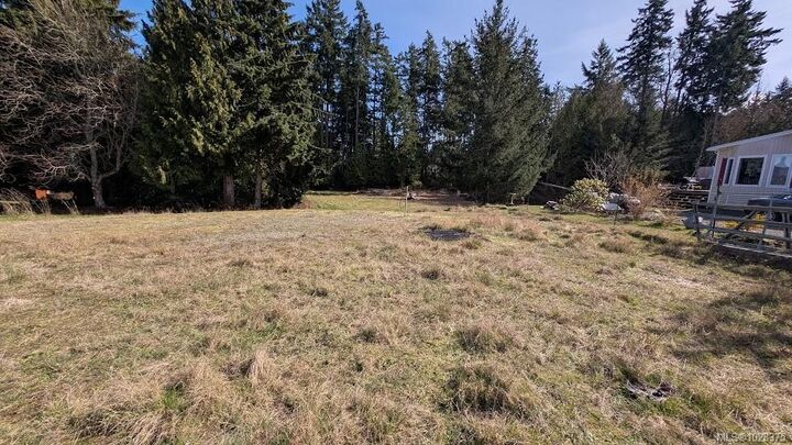 Property Photo: 95 Lighthouse Dr BC V0R 1G0
