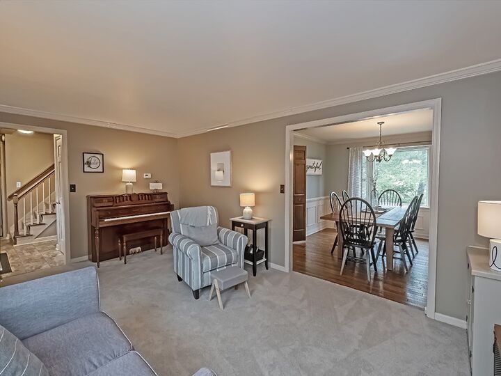 Property Photo:  3317 Cochise Drive  PA 15241 