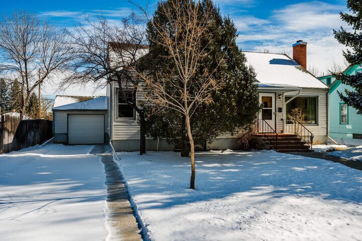 Property Photo:  517 N Adams Avenue  WY 82834 