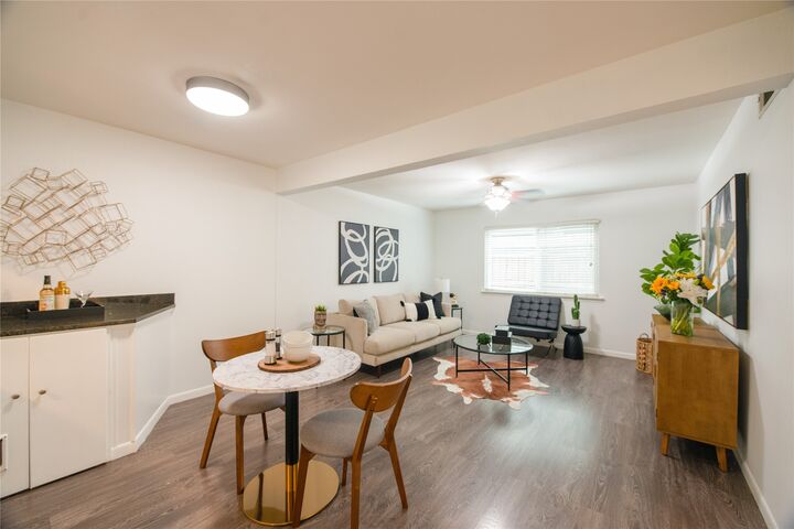 Property Photo: 4209 Burnet Road 106 TX 78756