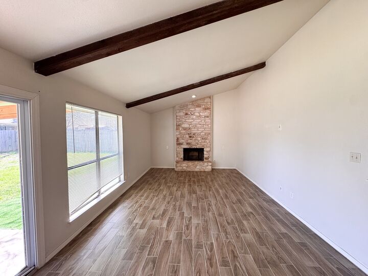 Property Photo:  505 Cambridge  TX 78664 
