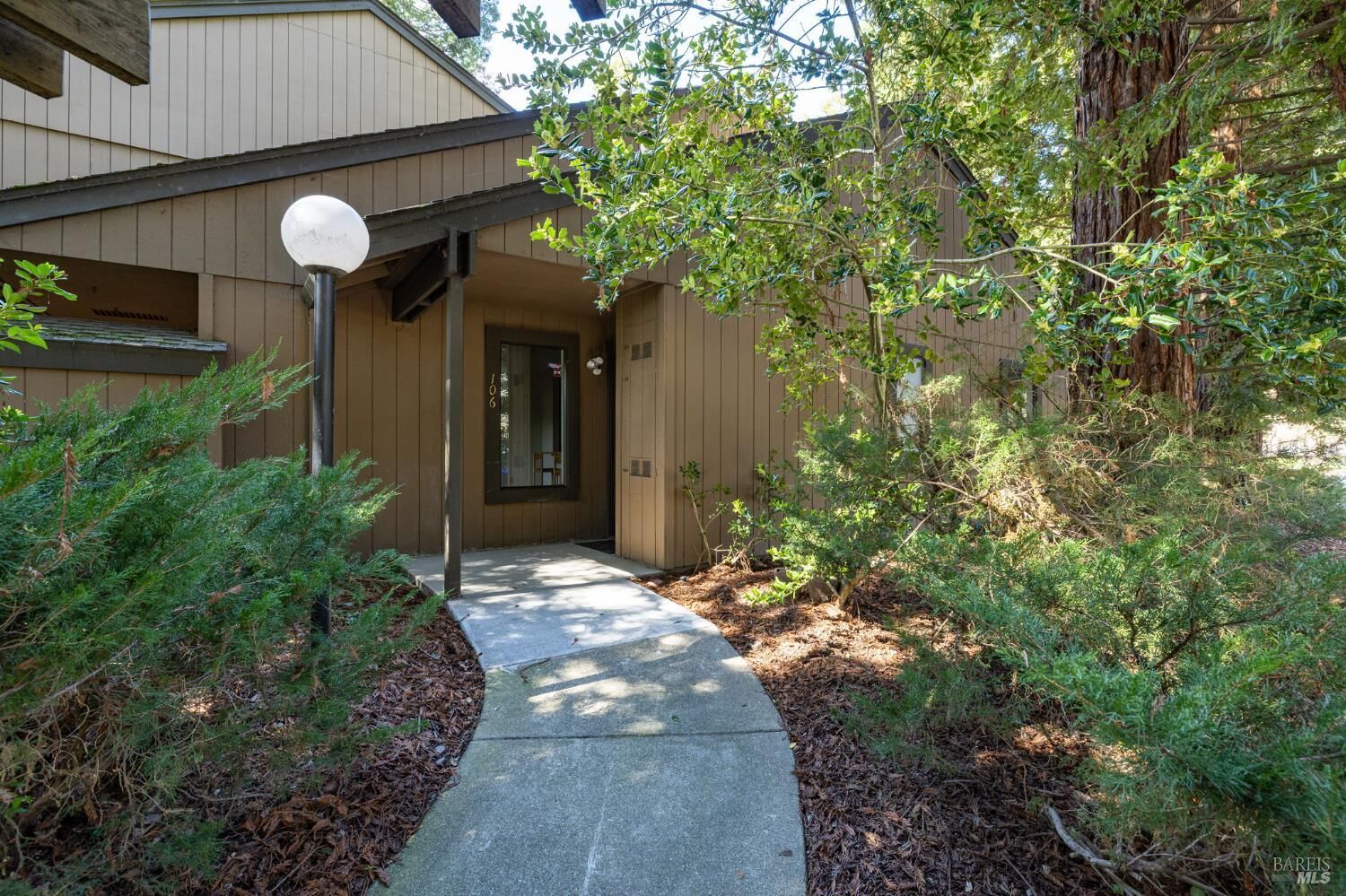 Property Photo: 106 Nicholas Court CA 94931