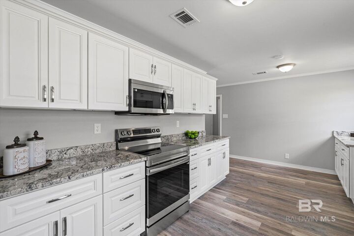 Property Photo: 732 Oak Field Drive AL 36609