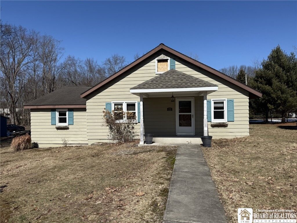 Property Photo:  22 W 9th Street  NY 14701 