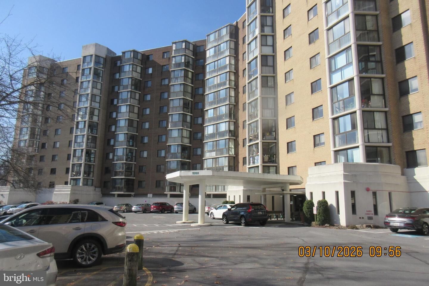 Property Photo:  15101 Interlachen Drive 1-806  MD 20906 