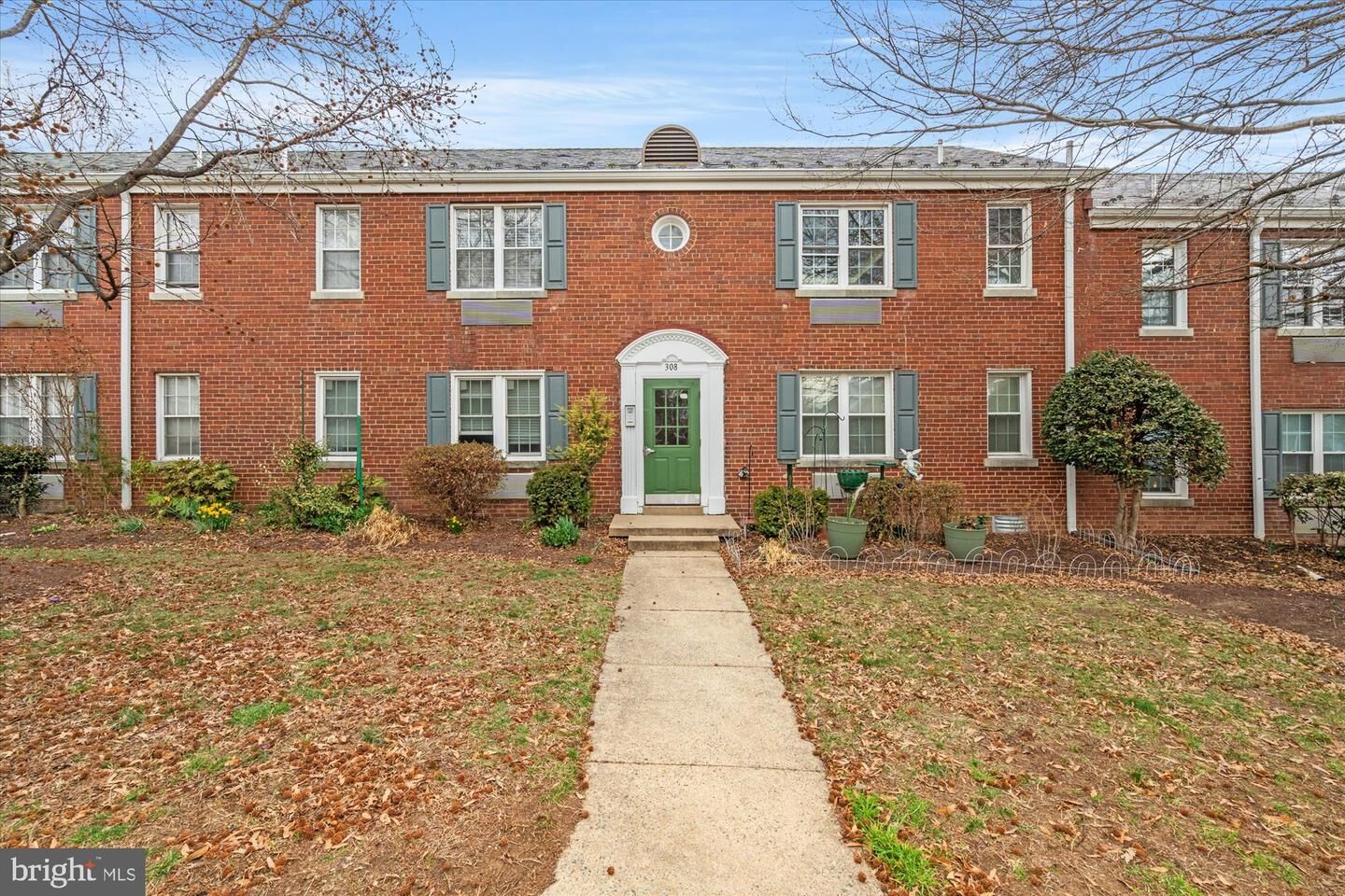 Property Photo:  308 Ashby Street C  VA 22305 