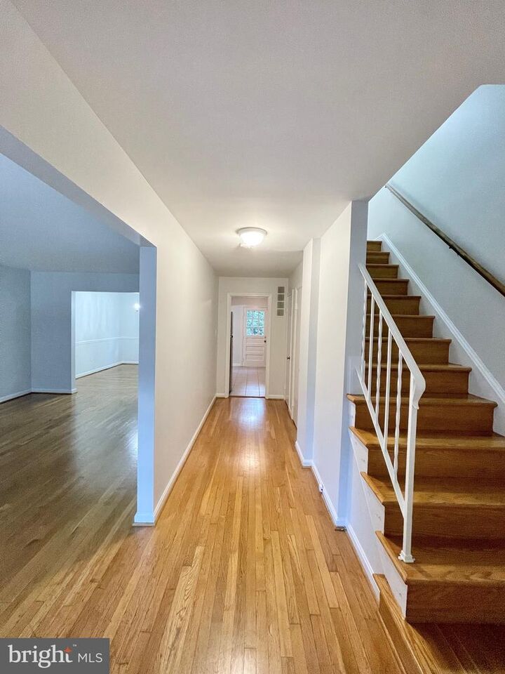 Property Photo:  1556 Bruton Court  VA 22101 