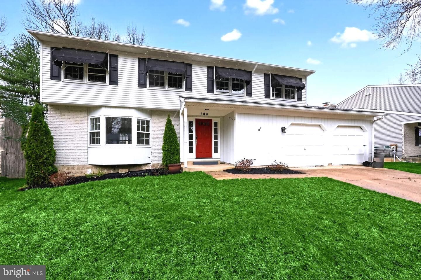 Property Photo:  108 Iroquois Court  DE 19702 