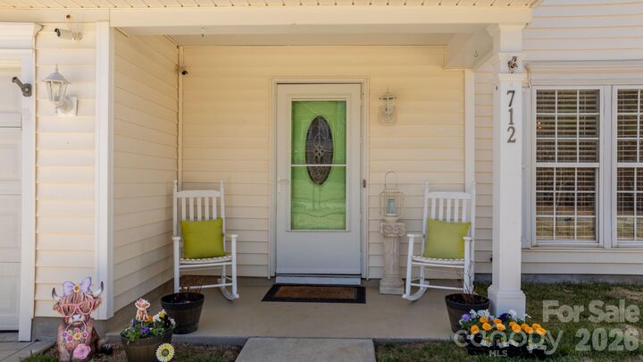 Property Photo:  712 Georgie Street  NC 28166 