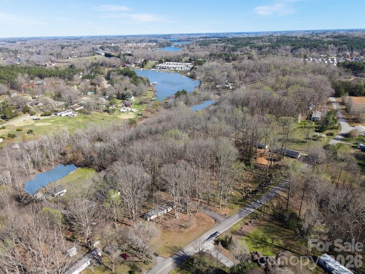 Property Photo:  6562 Emerald Isle Drive  NC 28673 