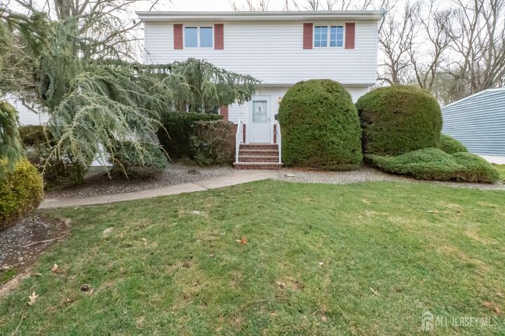 Property Photo: 17 Rittner Lane NJ 08857